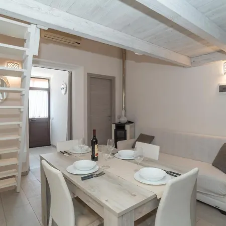Claudias House Apartment *
