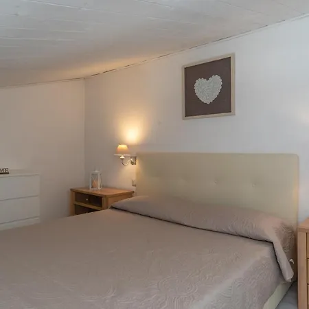 Claudias House Apartment Olbia